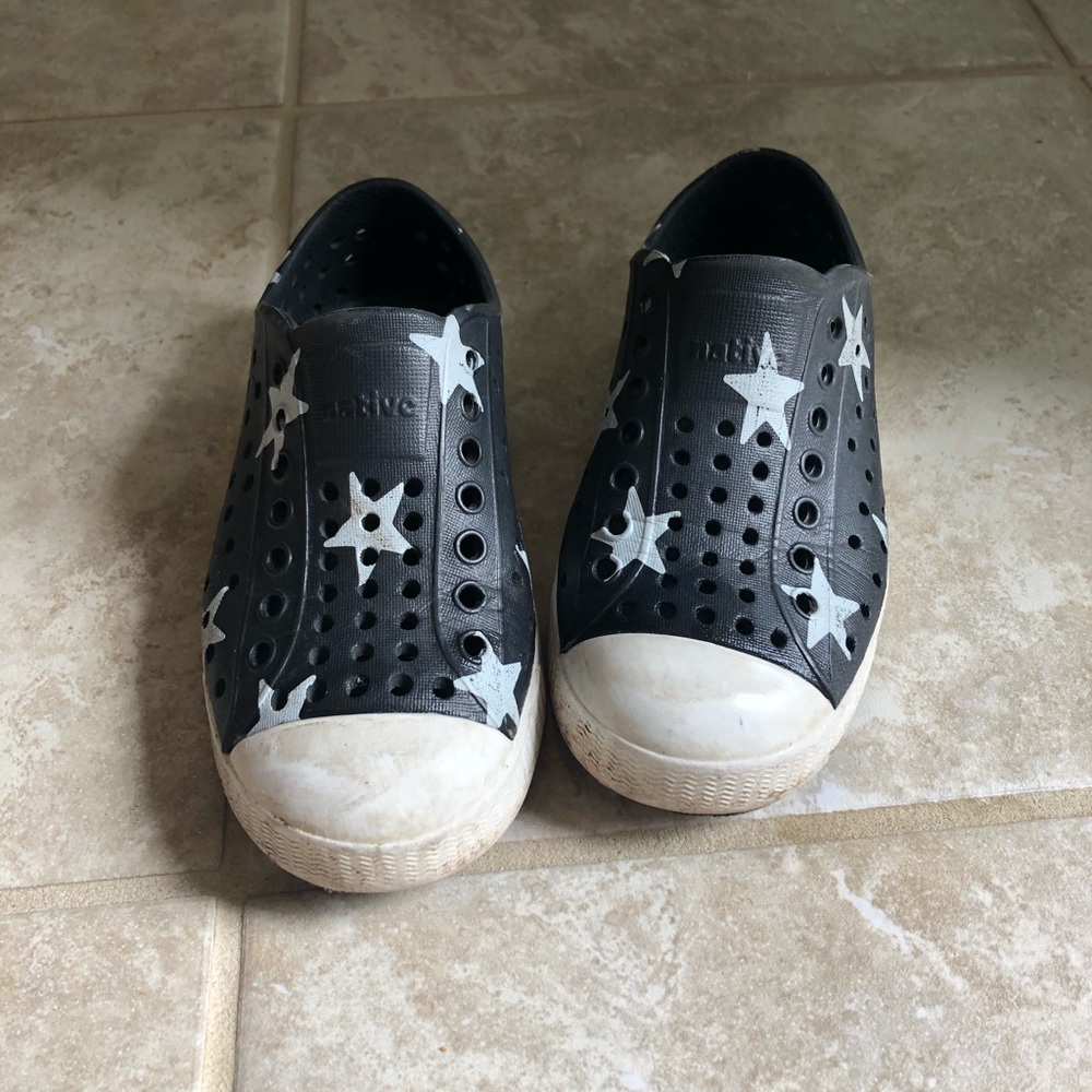 Toddler Native Shoes size 10